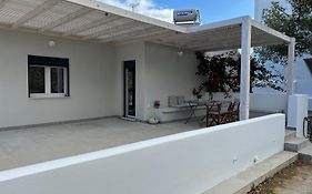 Small Villa By The Sea